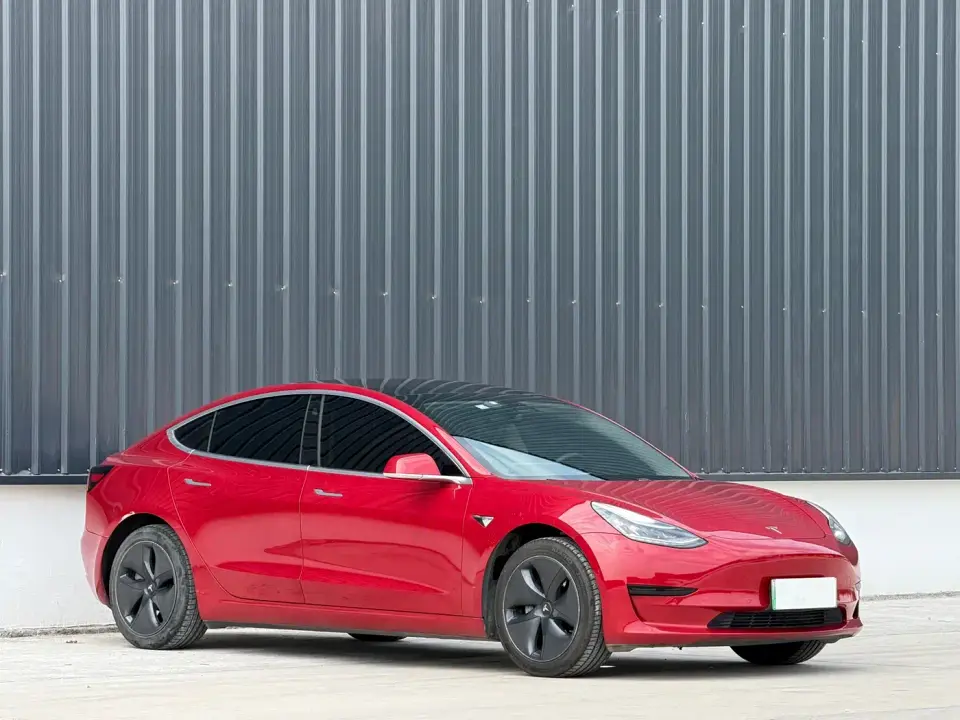Tesla Model 3 Standard Range Rear-Wheel Drive Upgrade 2020