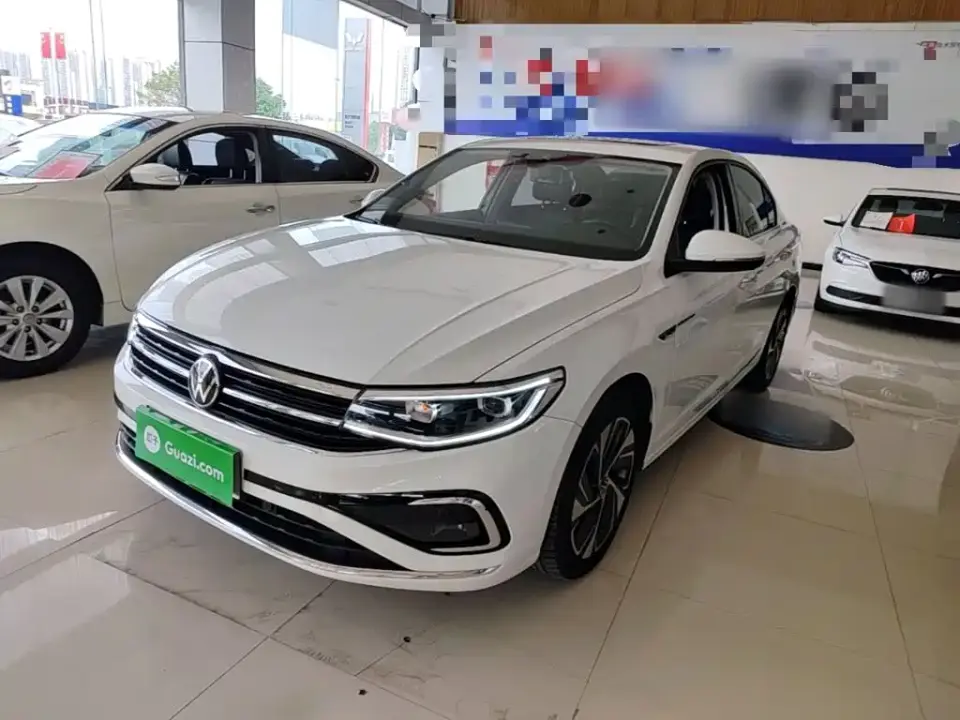 Volkswagen Bora 300TSI DSG Premium Edition 2024