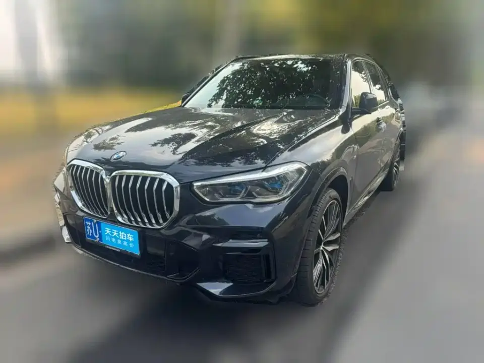 BMW X5 xDrive 40Li Premium M Sport Package 2022