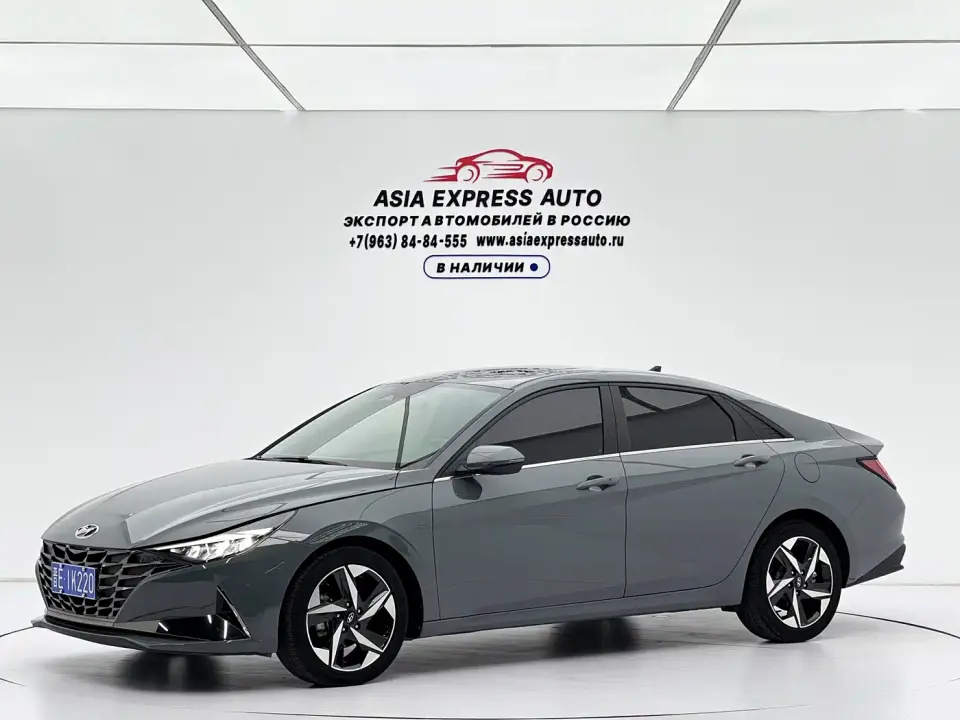 Hyundai Elantra 1.5L CVT LUX Premium Edition 2022