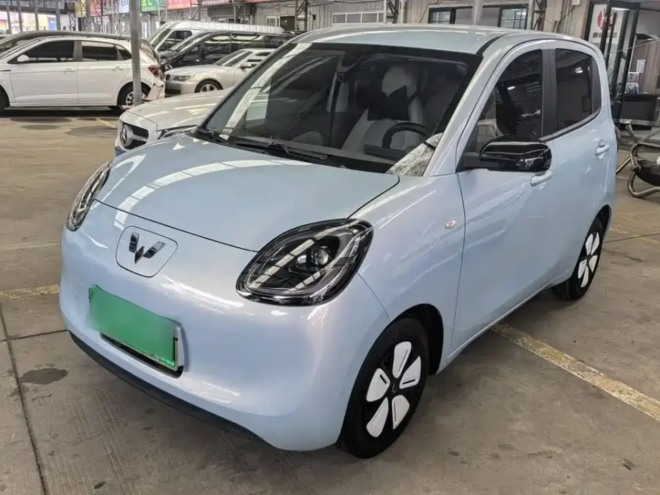 Wuling Motors Hongguang MINIEV 4-Door Advanced 2025