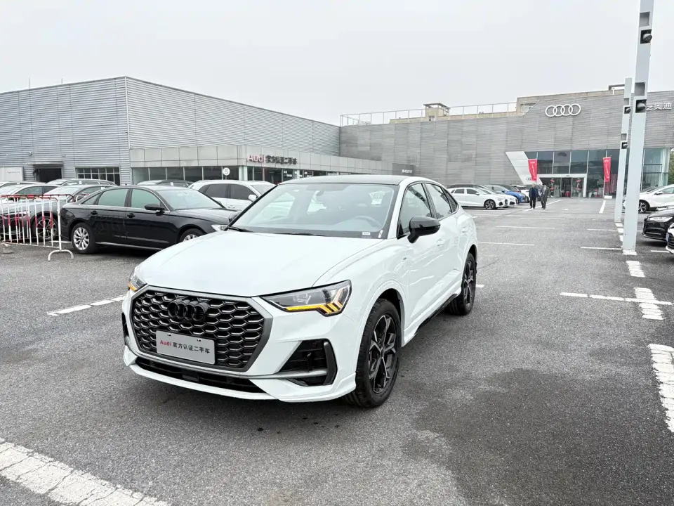 Audi Q3 Sportback 40 TFSI Fashion 2026