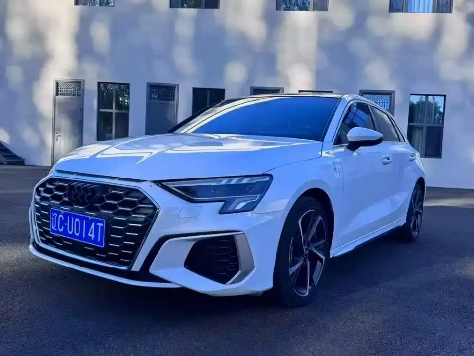 Audi A3 Facelift Sportback 35 TFSI Fashion Sport 2024
