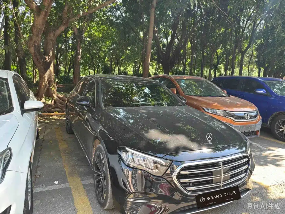 Mercedes-Benz E-Class New Energy E 350 e L Plug-in Hybrid Sedan 2025