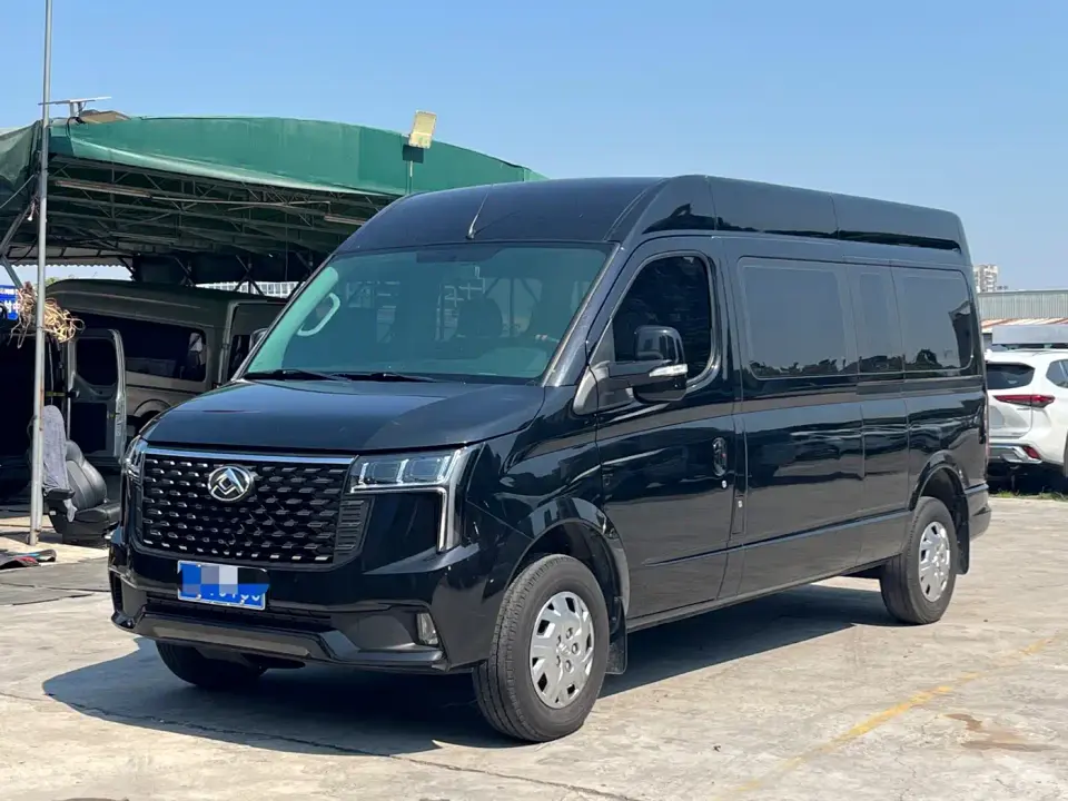 SAIC Maxus Xintu V80 Model PRO Business Vehicle 6MT Long Wheelbase Medium Roof 7-Seater Commercial 2025