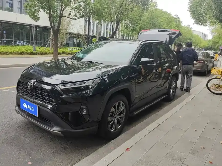 Toyota RAV4 Rongfang 2.0L CVT FWD Style Plus Edition 2023