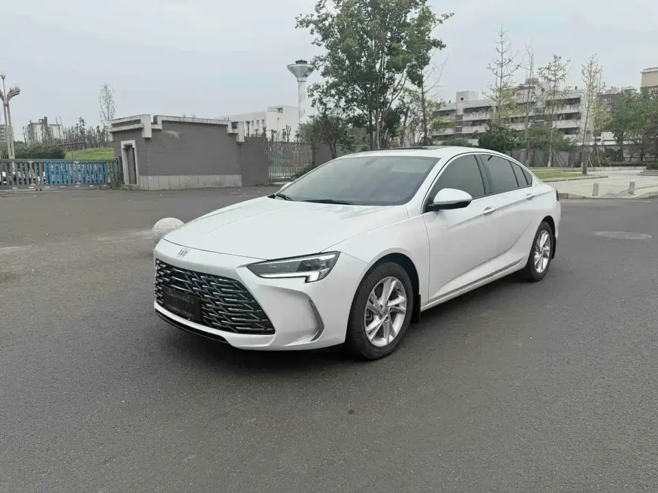 Buick Regal 25T Ultra Comfort Edition 2023
