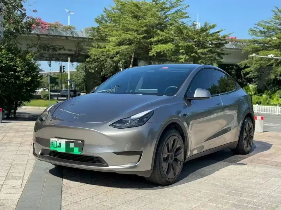 Tesla Model Y Facelift Rear-Wheel Drive Version 2023