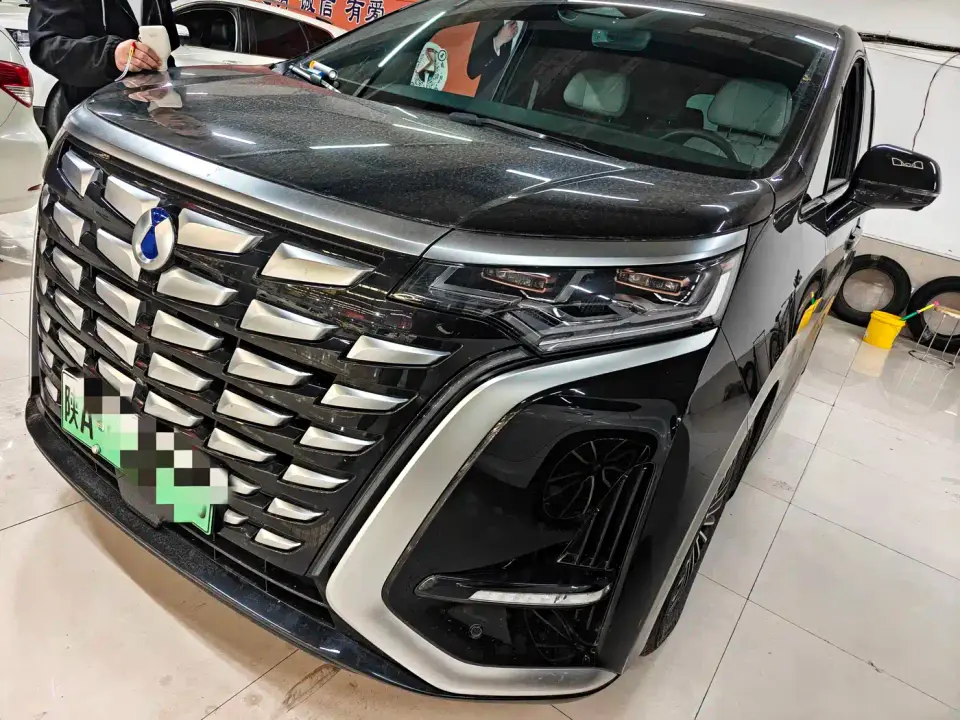 Denza D9 DM-i 970 AWD Flagship 2023