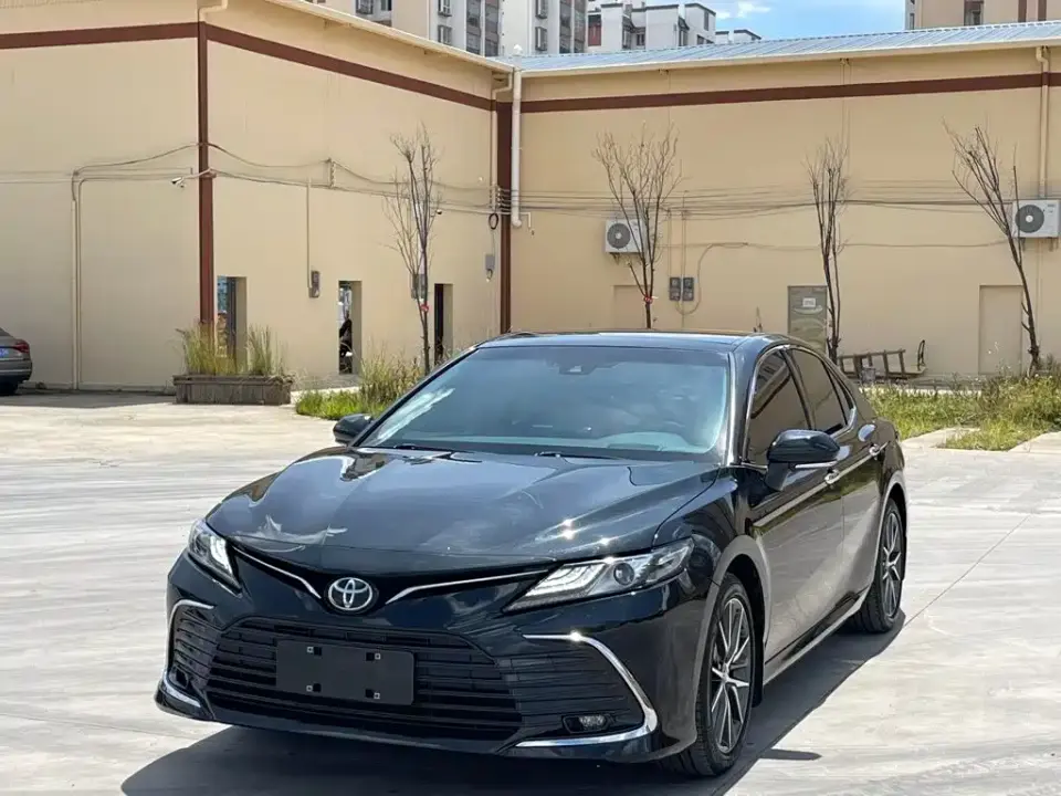 Toyota Camry 2.5G Luxury Edition 2023