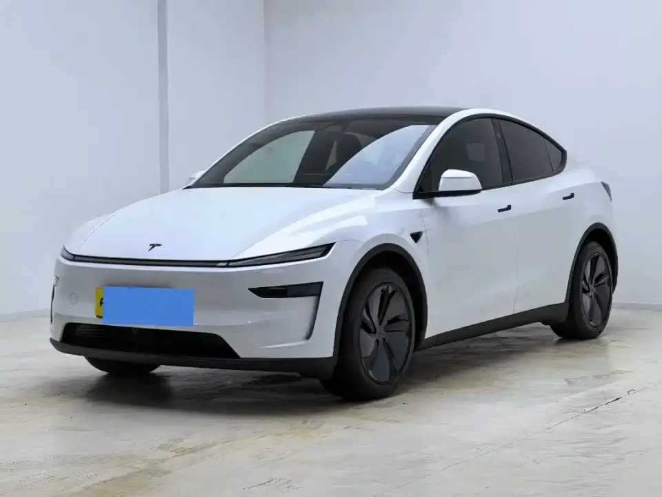 Tesla Model Y Rear-Wheel Drive 2026