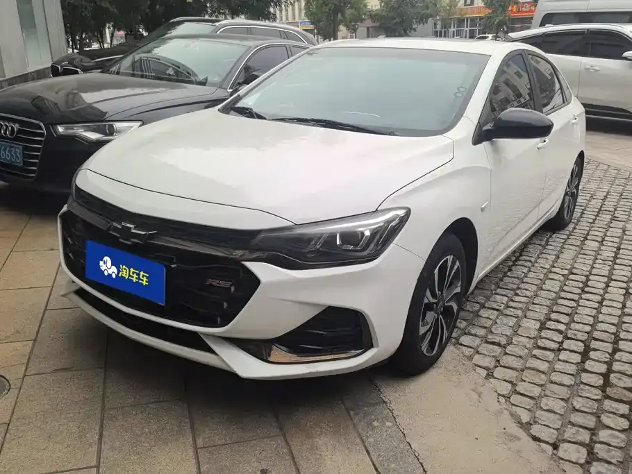 Chevrolet Monza RS 330T Auto Smooth Edition China VI 2019