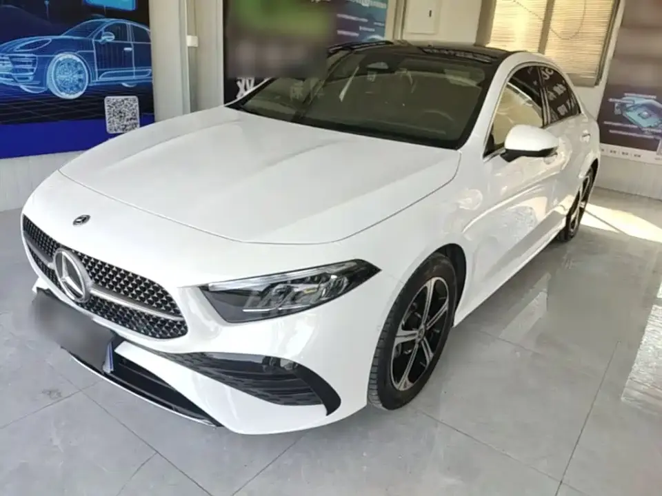 Mercedes-Benz A-Class Facelift A 200 L Fashion 2024
