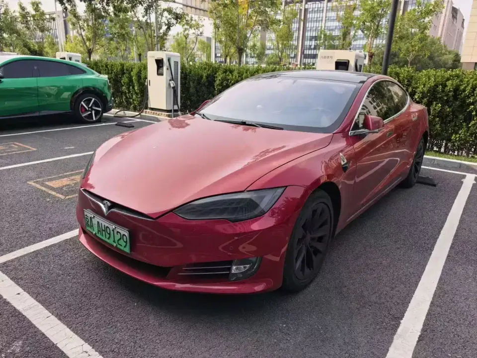 Tesla Model S Long Range Version 2021