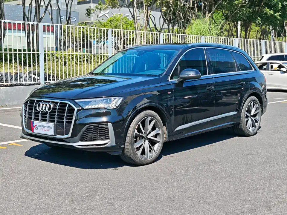 Audi Q7 55 TFSI quattro S line Sport 2023