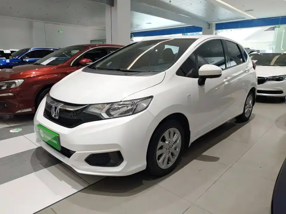 Honda Fit 1.5L CVT Comfort Sunroof Edition 2019