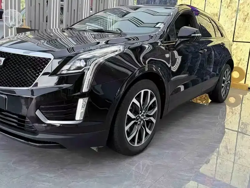 Cadillac XT5 2.0T AWD Luxury (Hummingbird Edition) 2022