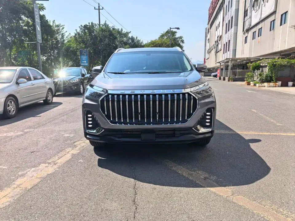 Jetour X90 PLUS 1.6TD DCT Bieshu 5-seater 2024
