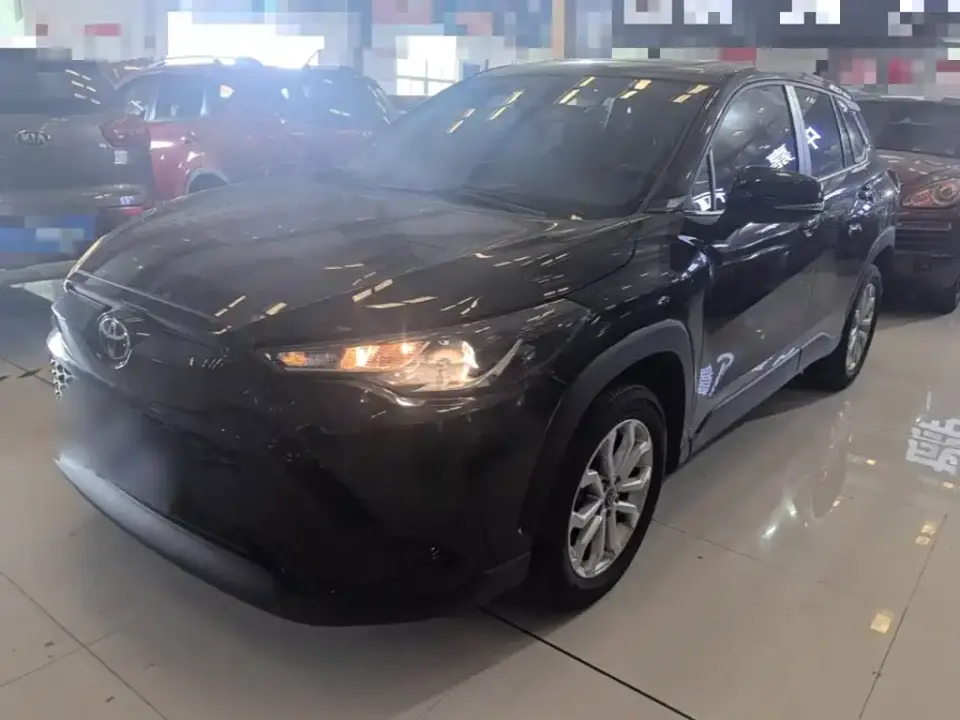 Toyota Frontlander 2.0L CVT Leading Edition 2024