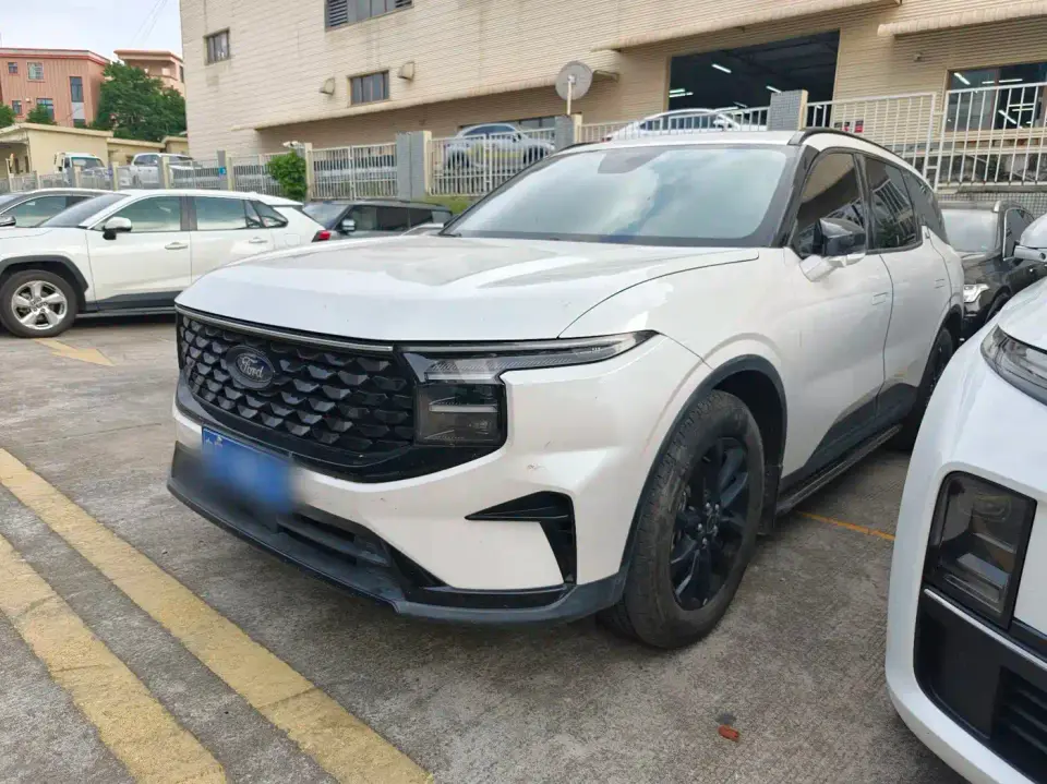 Ford Edge Edge L 2.0T EcoBoost E Hybrid FWD 7-Seater Trend 2023