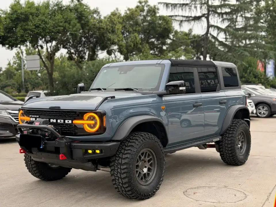 Ford Bronco 2.3T Badlands 2025