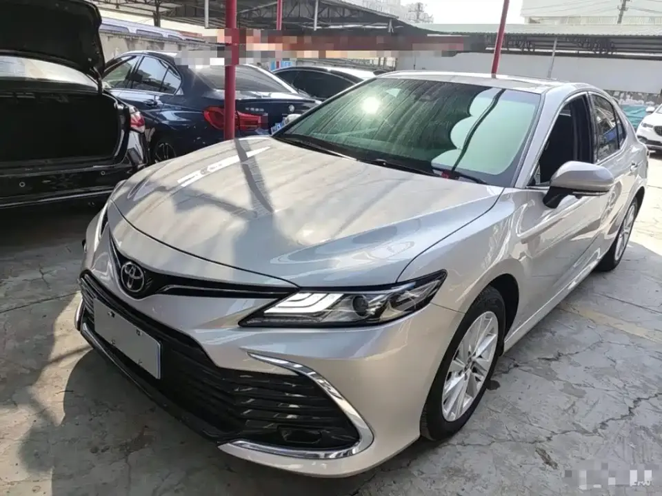 Toyota Camry 2.0G Luxury Edition 2022
