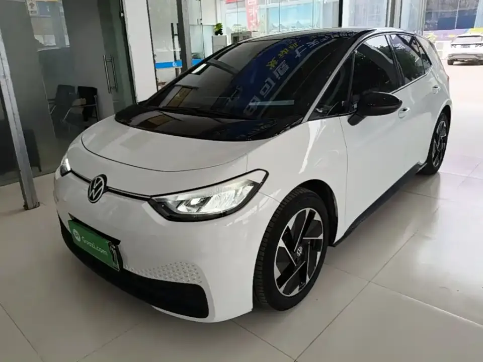 Volkswagen ID.3 Smart Outstanding Edition 2024