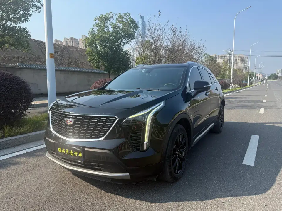 Cadillac XT4 28T FWD Luxury Edition 2021