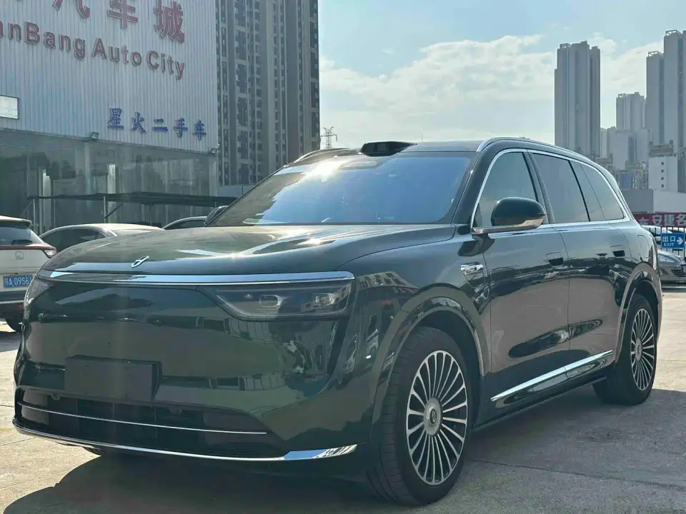 AITO Wenjie AITO M8 Extended Range Ultra 53.4kWh 6-Seater 2025