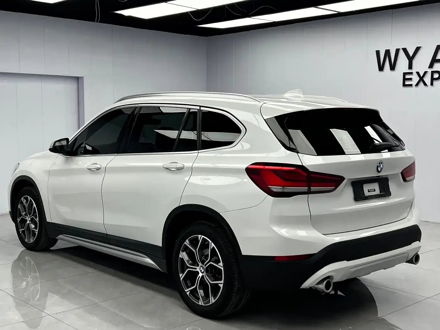 BMW X1 sDrive20Li Fashion 2022 — фото 6
