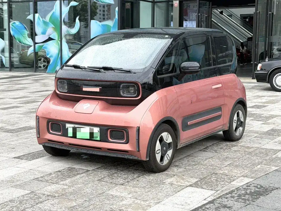 Baojun E300 Plus Stellar Smart Fun Edition 2020
