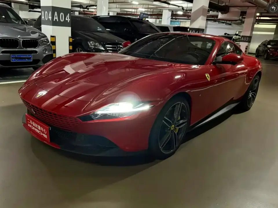 Ferrari Roma 3.9T V8 2022