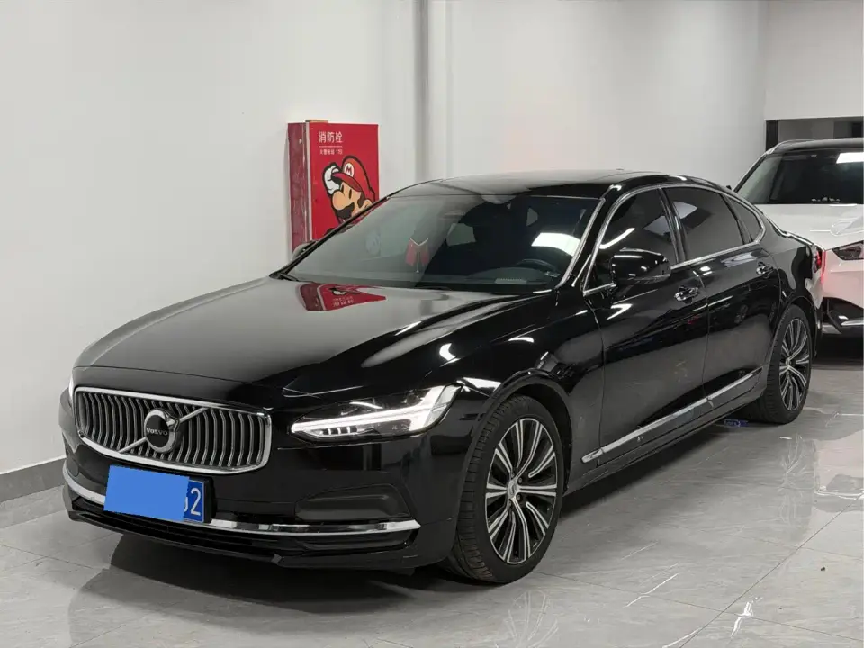 Volvo S90 B5 Intelligent Vision Luxury Edition 2022