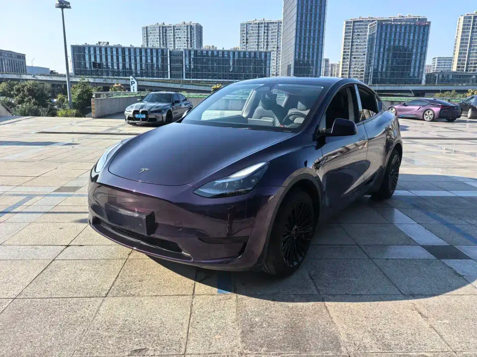 Tesla Model Y Facelift Rear-Wheel Drive Version 2023