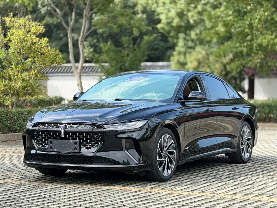 Lincoln Z 2.0T 2WD Premium Hybrid 2024