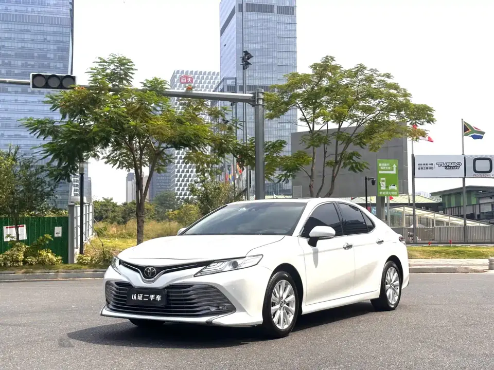 Toyota Camry Facelift 2.0G Luxury Edition 2021