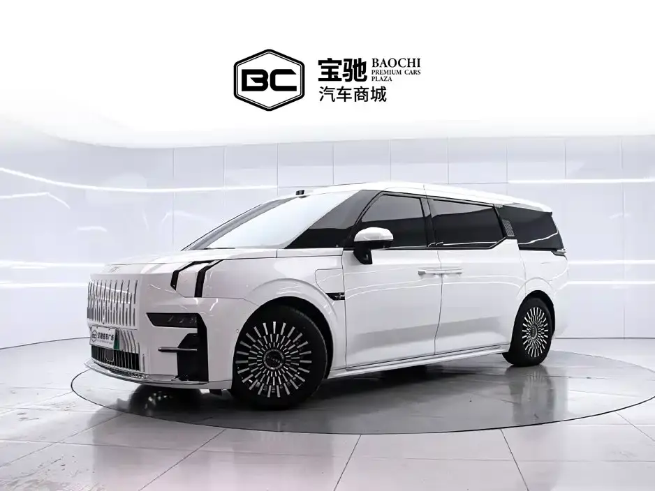 Zeekr 009 6-seat Executive AWD 108kWh 2025