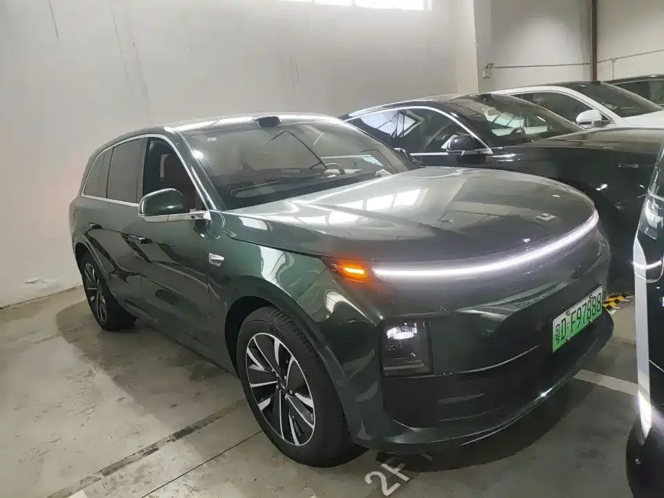 Li Auto L6 Pro Smart Renewal Edition 2025