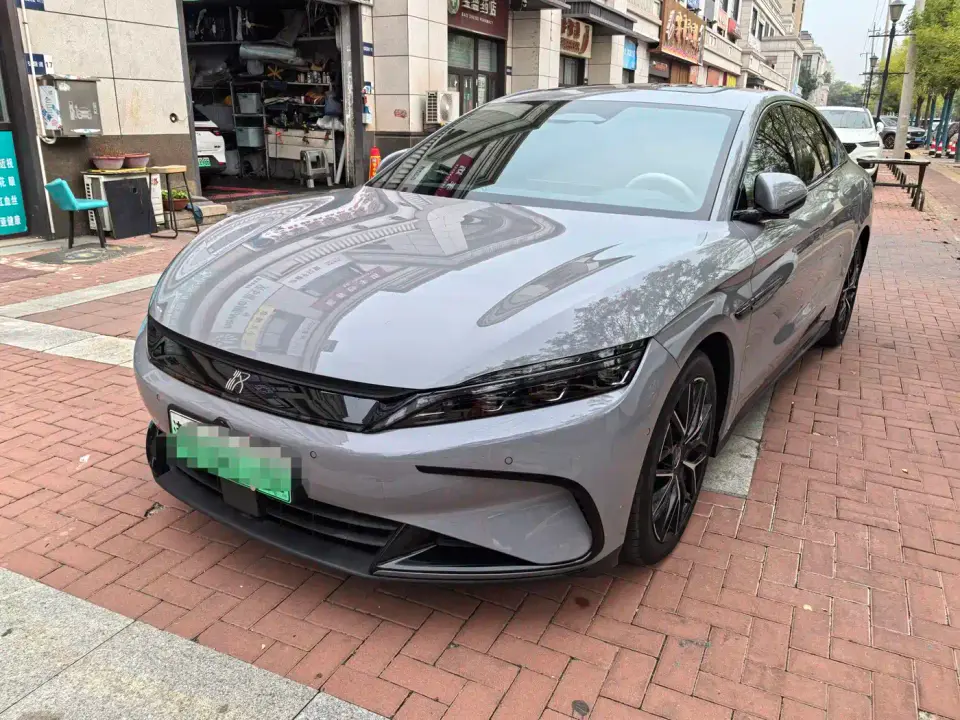 BYD Han DM-i Smart Drive Edition 125KM Premium 2025
