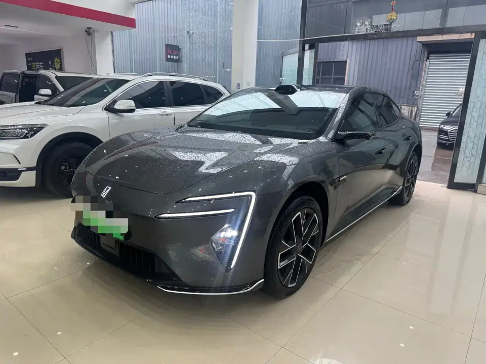 Avatr 06 Ultra Pure Electric Edition 2025