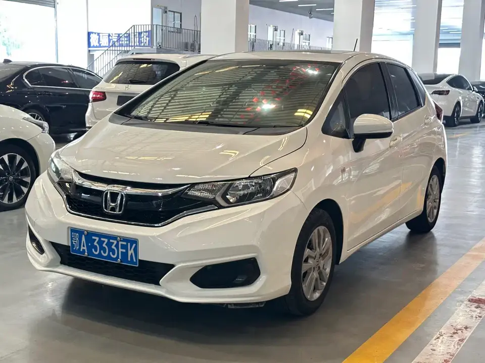 Honda Fit 1.5L CVT Comfort Sunroof Edition 2020