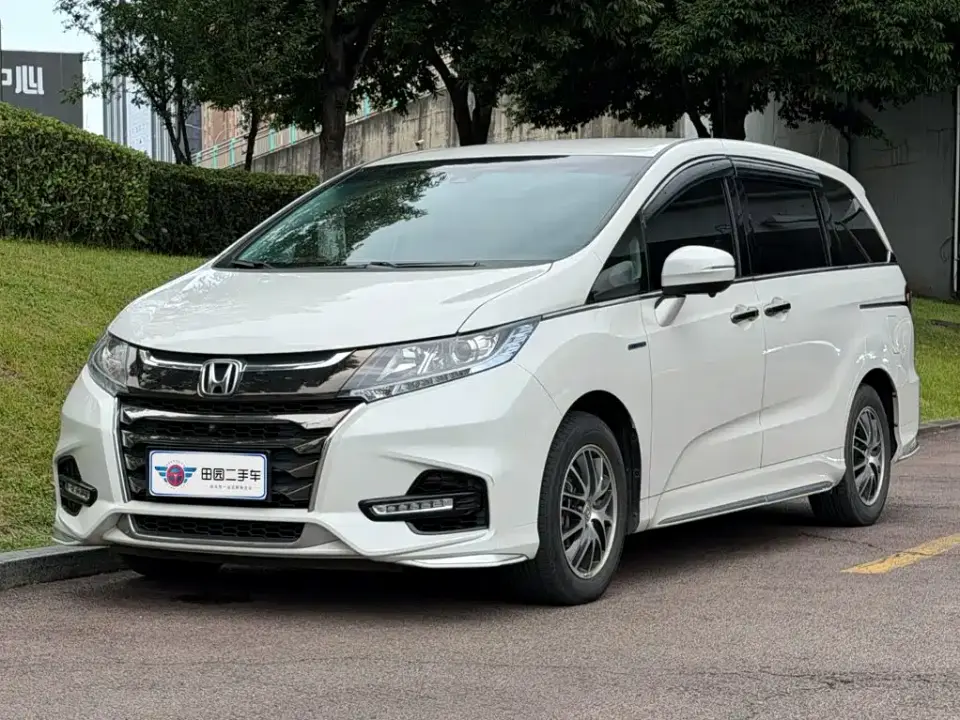 Honda Odyssey 2.0L Sharp Premium Edition 2021