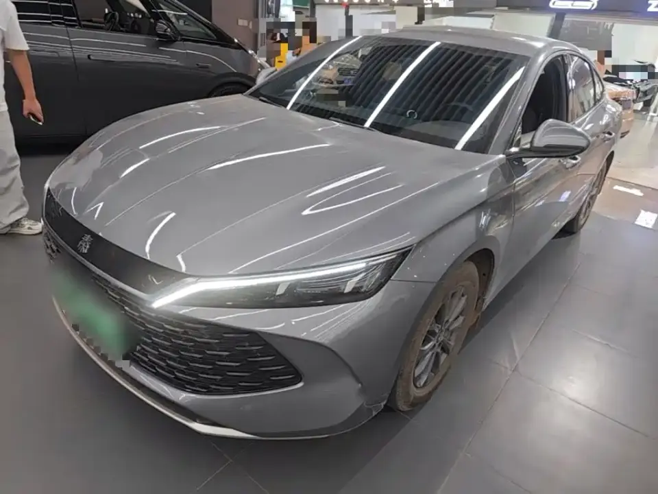 BYD Qin L DM-i 80KM Leading Edition 2024