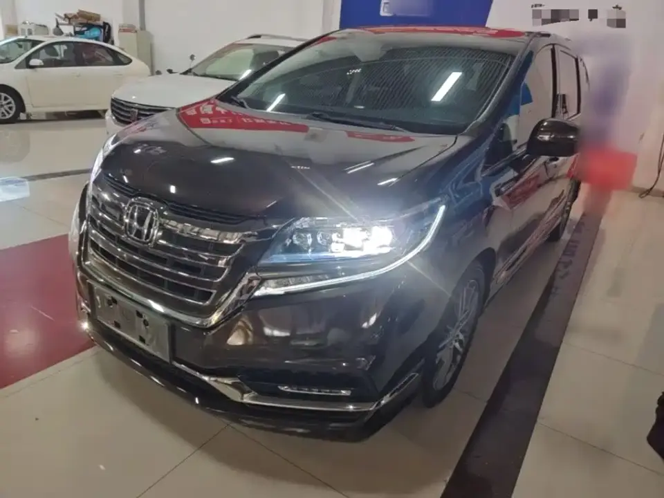 Honda Elysion 2.0L Hybrid Luxury Edition 2021