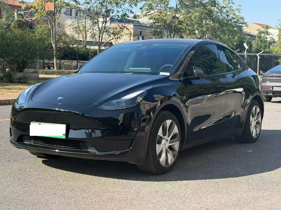 Tesla Model Y Facelift Rear-Wheel Drive Version 2023