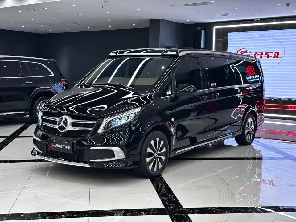 Mercedes-Benz Vito 2.0T Business 7-Seater 2024