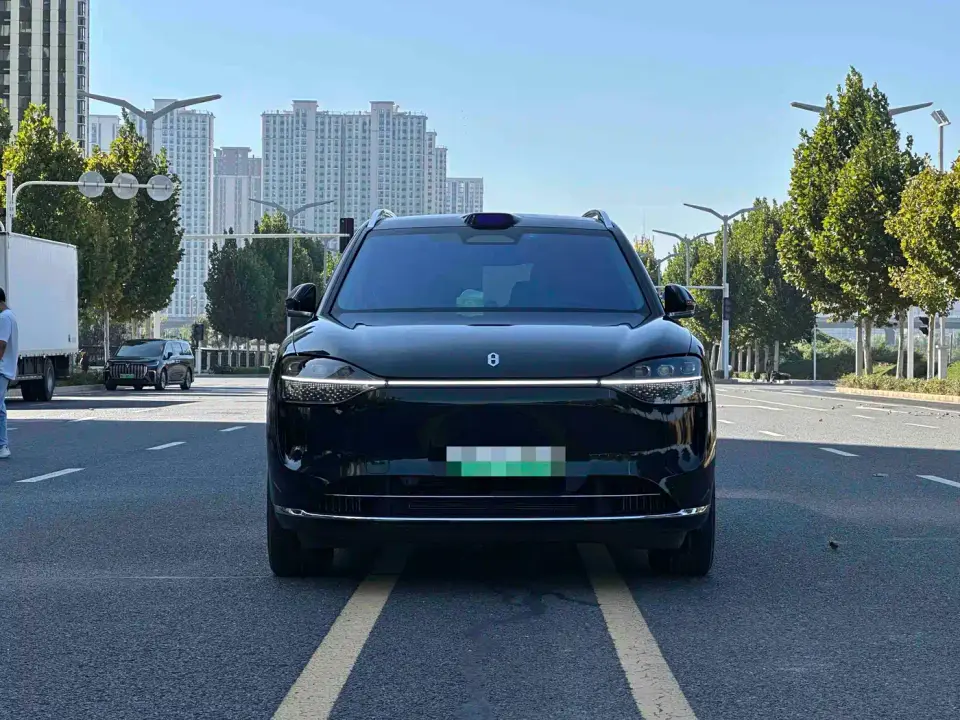 AITO Wenjie AITO M9 Range Extender Ultra 52kWh 6-seater 2024