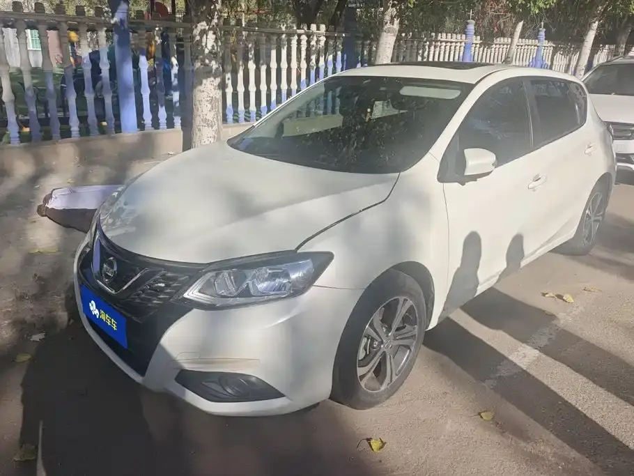 Nissan Tiida 1.6L CVT Smart Edition 2020