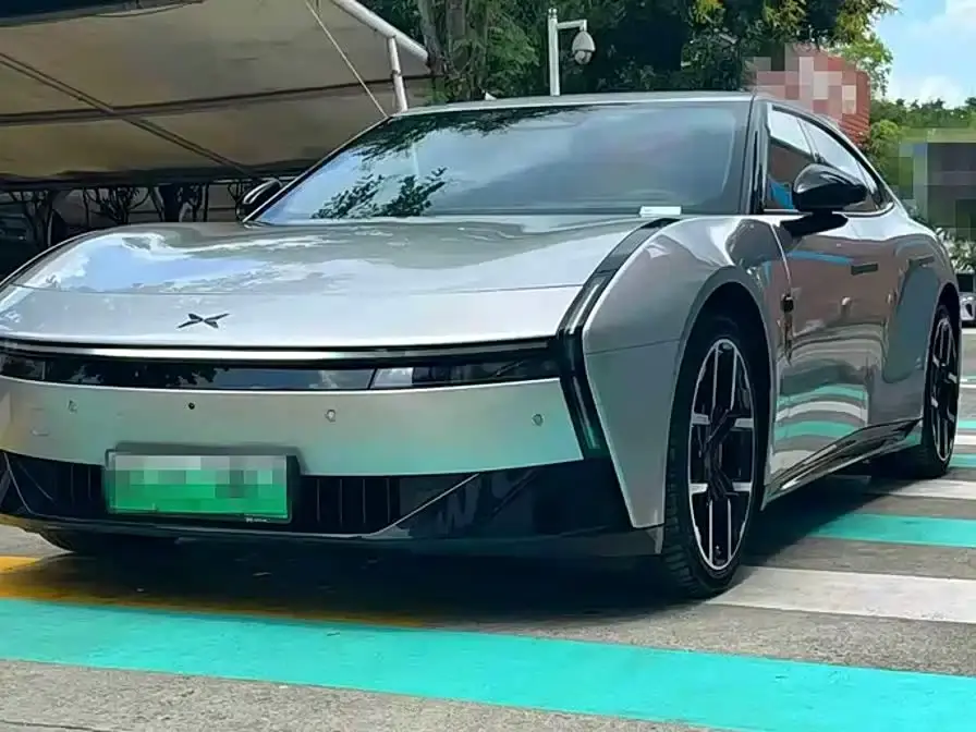 XPeng P7 702km Long Range Edition 2025
