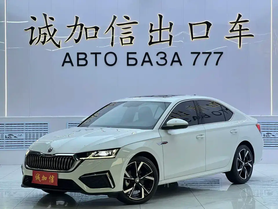 Skoda Octavia Facelift PRO TSI280 Premium Edition 2024